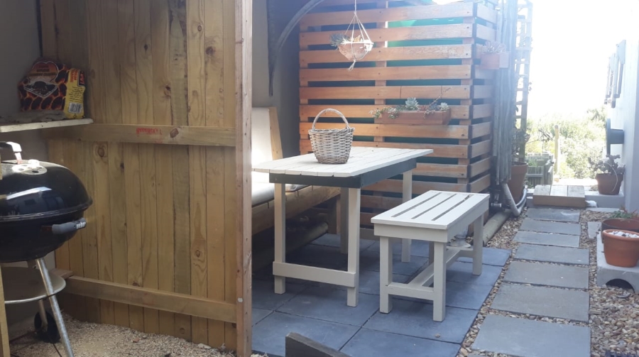 To Let 1 Bedroom Property for Rent in Belvedere Western Cape